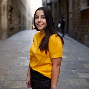 Meet your Posher, Lizzie